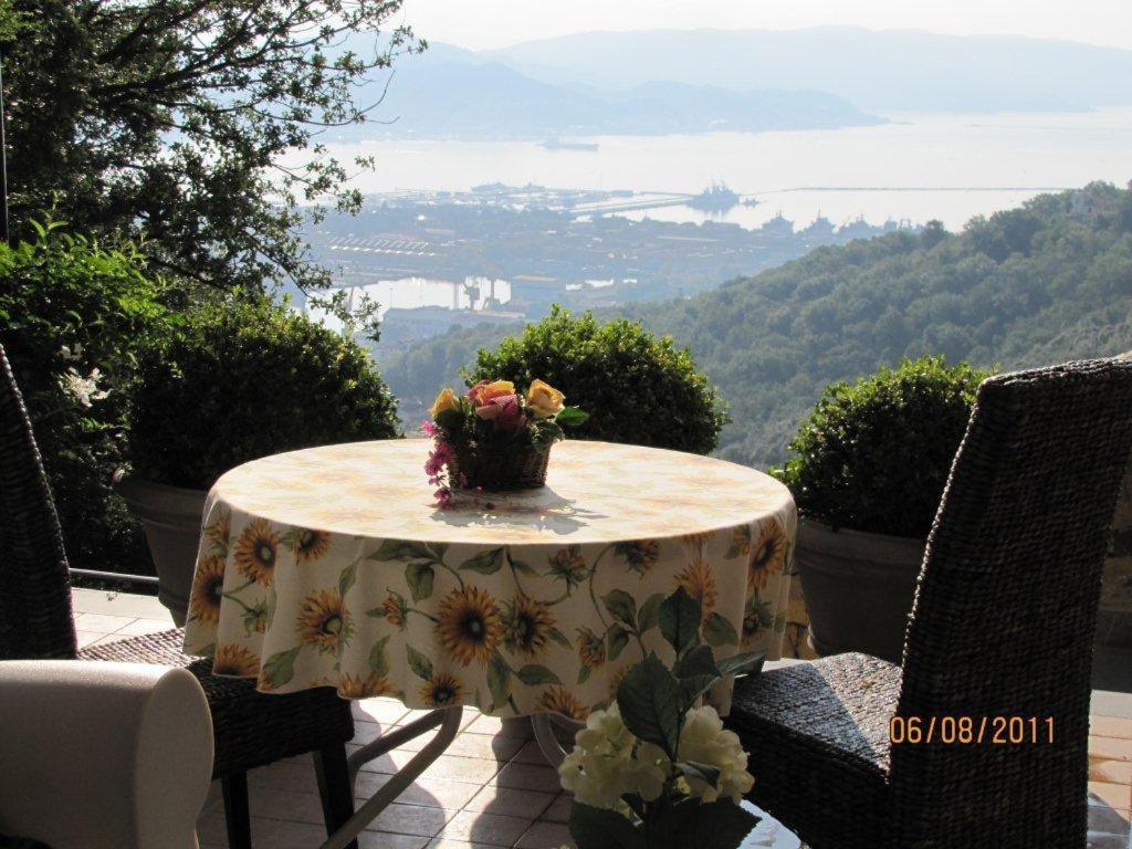 Arianna Hill House Bed & Breakfast La Spezia Bagian luar foto